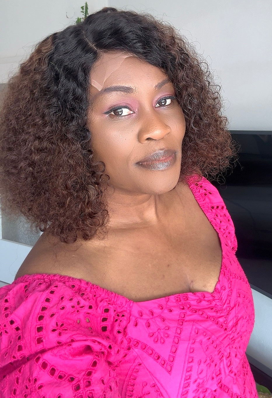 Kimberly Unit – Effortless Glam from Work Desk to Weekend Plans