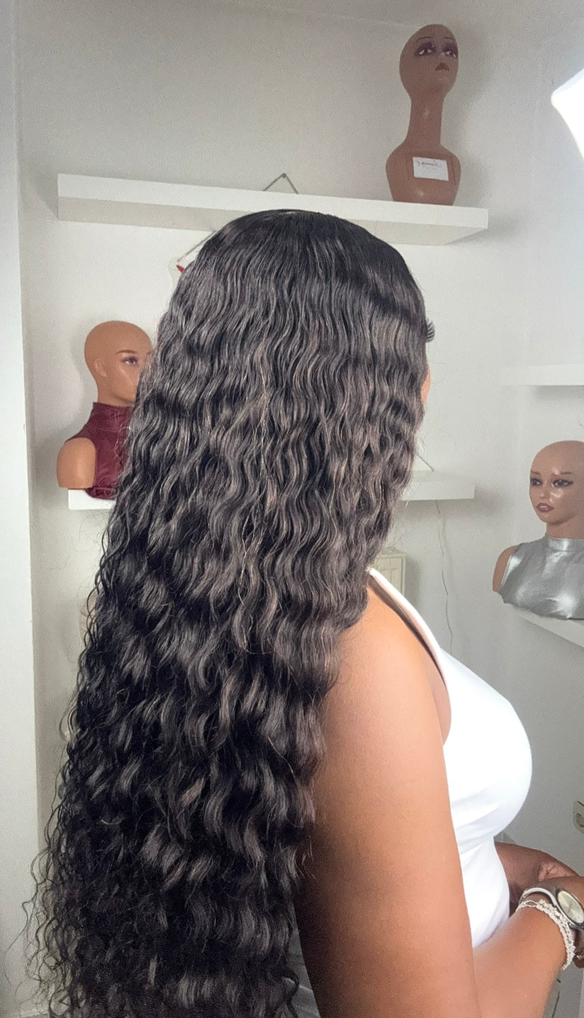 Italian Curls Unit – Your Everyday Glam with Effortless Bounce