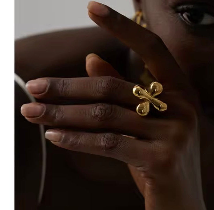 Statement-Ring