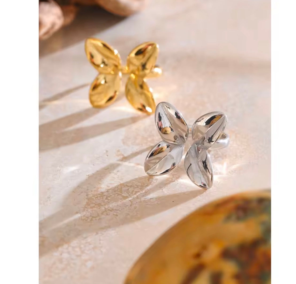 Blumenmuster Ring