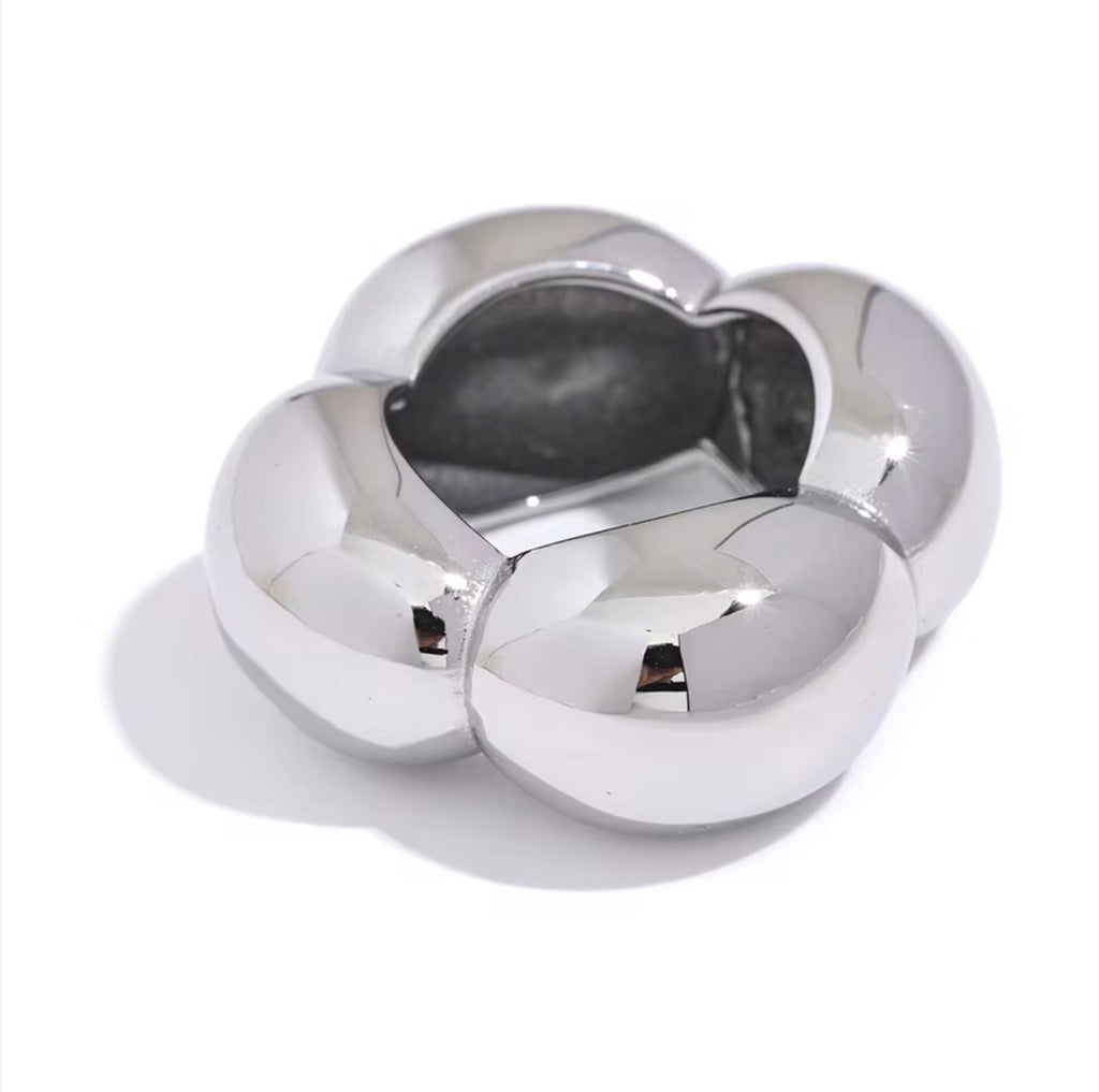 Blume Hohl Ring