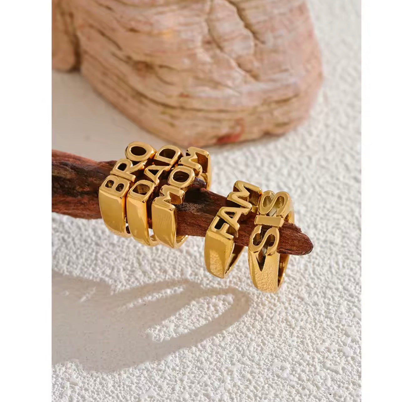 009 Letter Ring