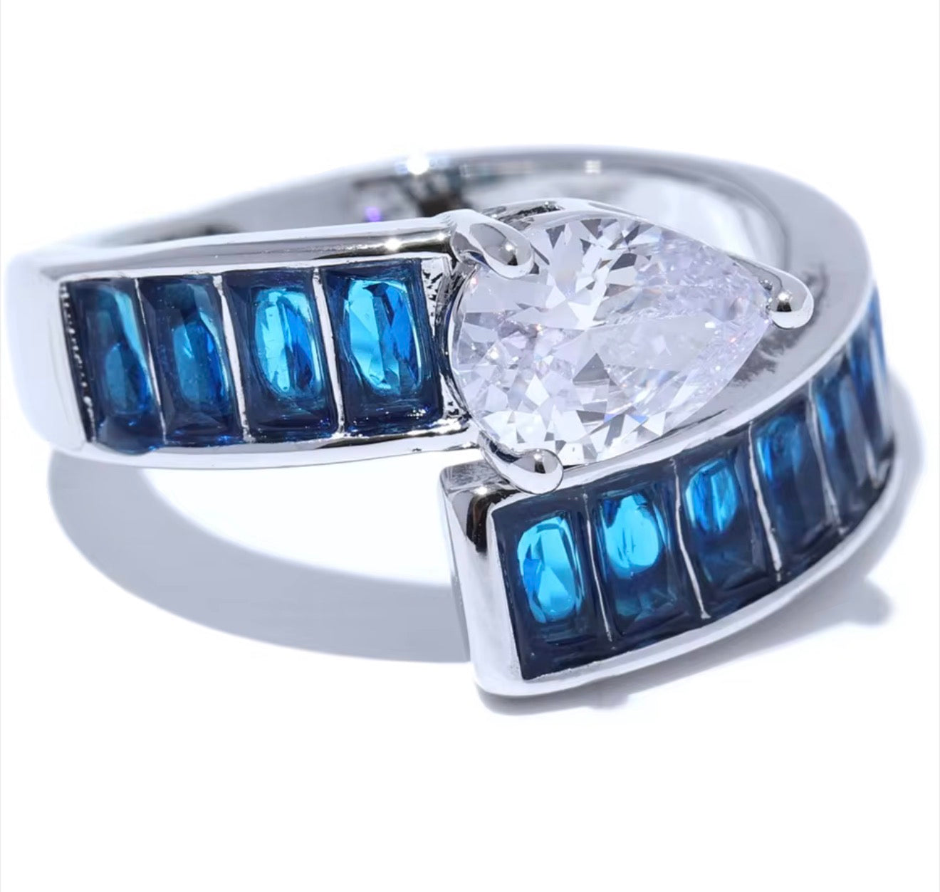 Bunte Glänzende Ring