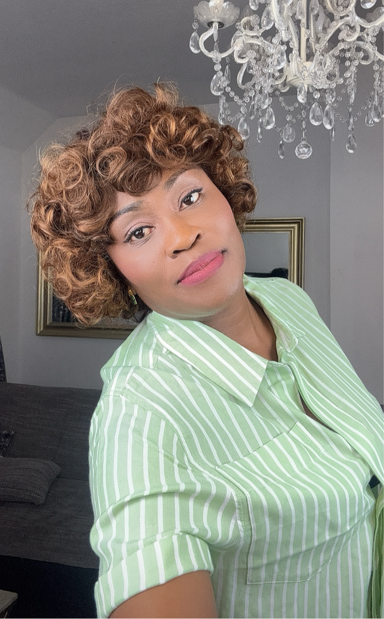 Isa Unit (Omotola) – Effortless Glow in Highlight Brown