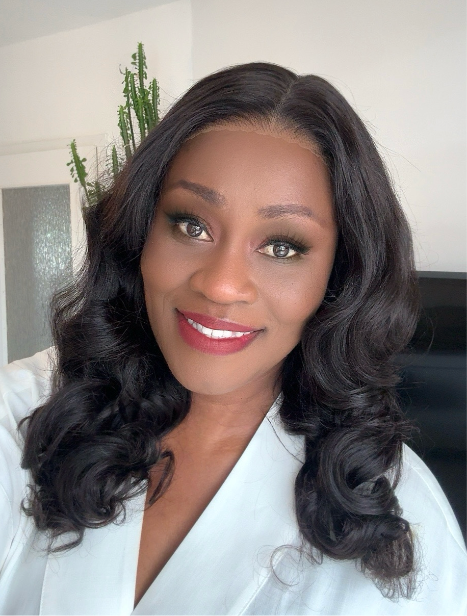 Zoe Unit – Effortless 4x6 Lace Wig in Natural Black/Brown ( Ready 2 Wear)